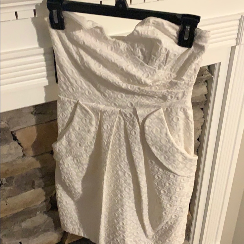 White strapless dress